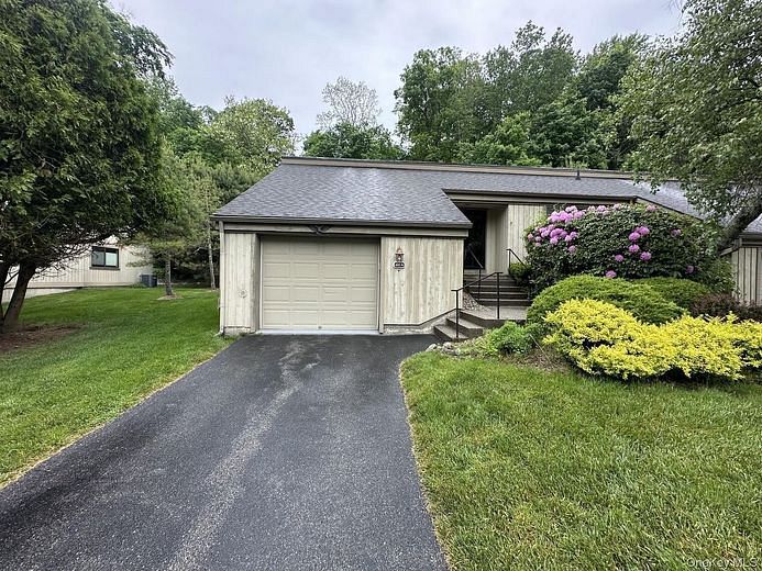 481A Heritage Hills #A