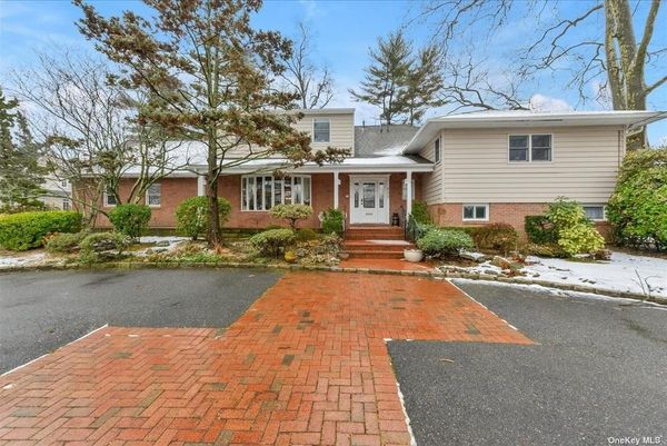 Image 1 of 14 for 925 Browers Point in Long Island, Woodmere, NY, 11598