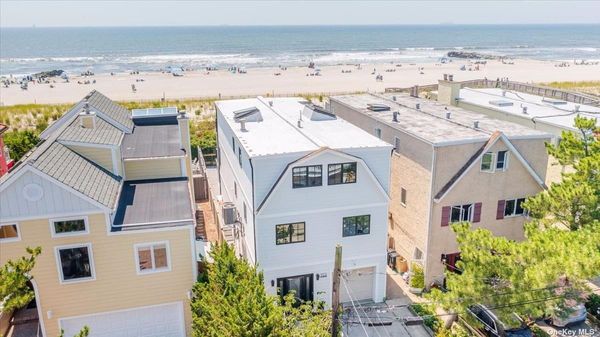 Image 1 of 35 for 923 Oceanfront in Long Island, Long Beach, NY, 11561