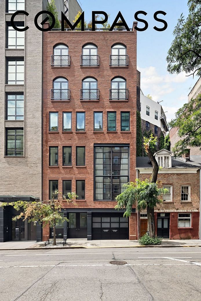 484 Greenwich Street