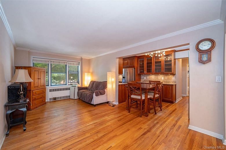485 E Lincoln Avenue #207