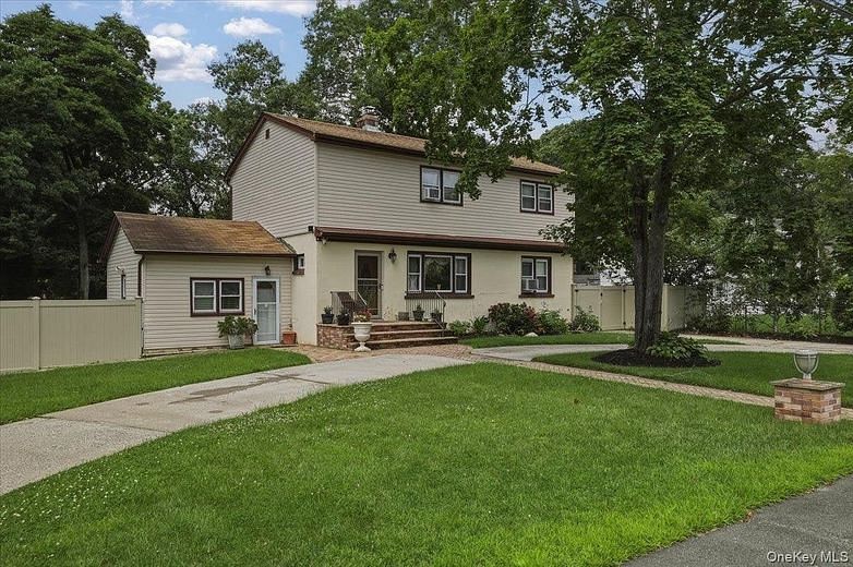485 Lockwood Drive