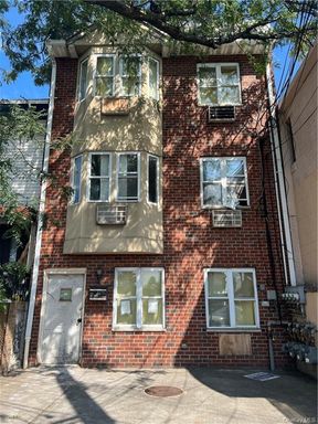 Image 1 of 7 for 4861A 58th Street in Queens, Woodside, NY, 11377