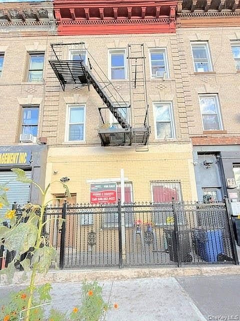 49 Buffalo Avenue