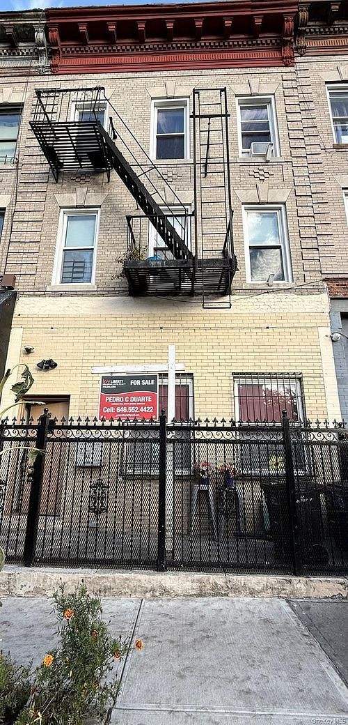 49 Buffalo Avenue