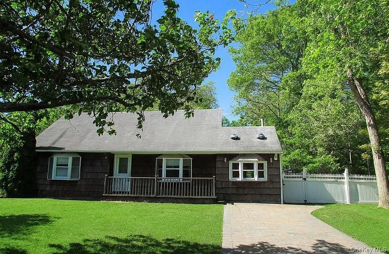 49 Highview Lane