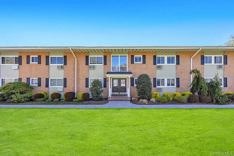 49 Mildred Place #4A