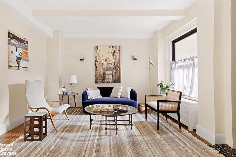 49 West 72nd Street #6E