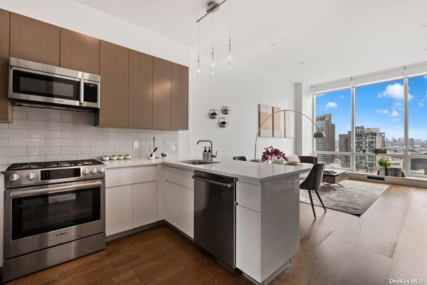 Image 1 of 15 for 27-17 42nd Rd #23A in Queens, Long Island City, NY, 11101