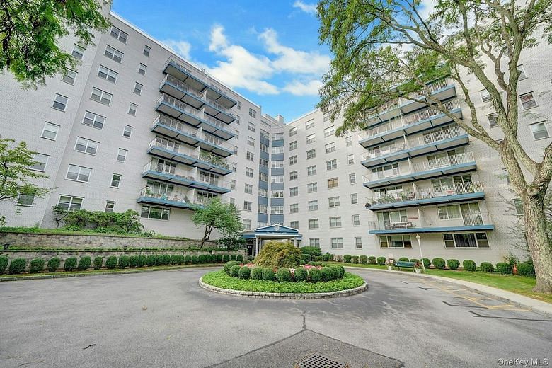 499 N Broadway #6B