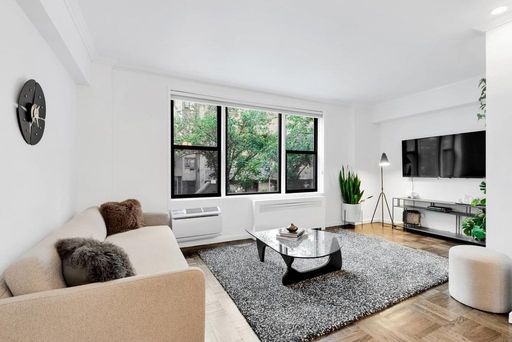 Image 1 of 11 for 330 East 70th Street #1J in Manhattan, New York, NY, 10021