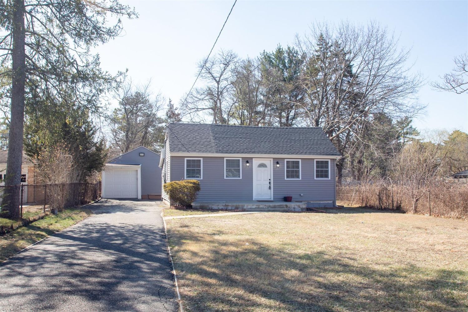 Image 1 of 38 for 4A Ralph Avenue in Long Island, Islip, NY, 11717