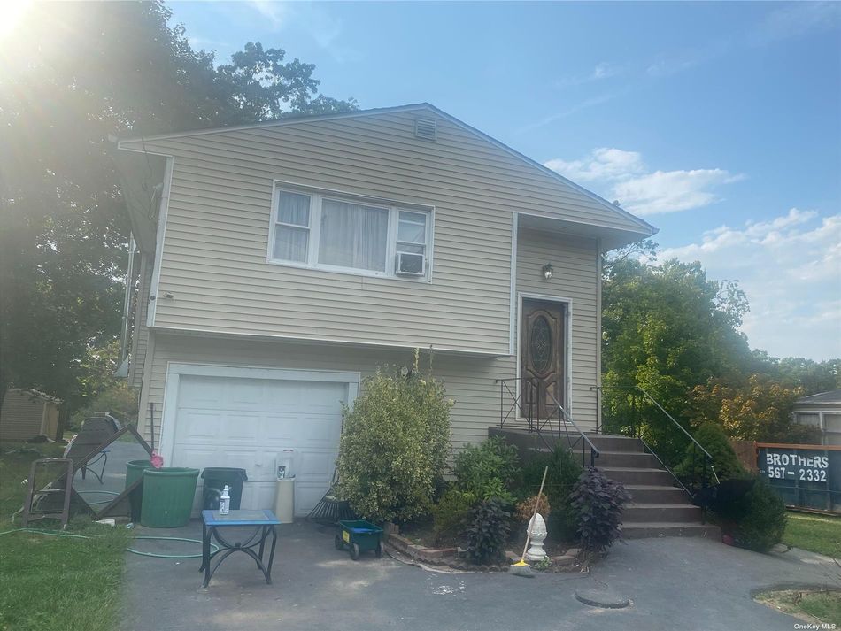 Image 1 of 1 for 76 Pinewood Avenue in Long Island, Central Islip, NY, 11722