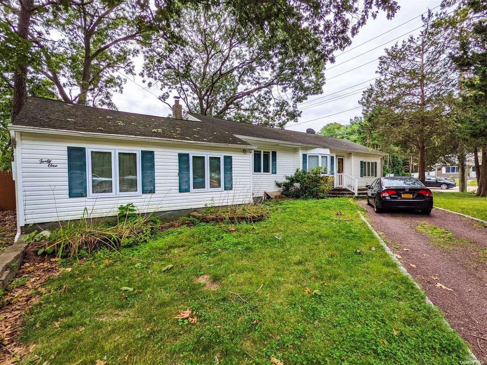 Image 1 of 25 for 41 Mon Repos Lane in Long Island, Nesconset, NY, 11767