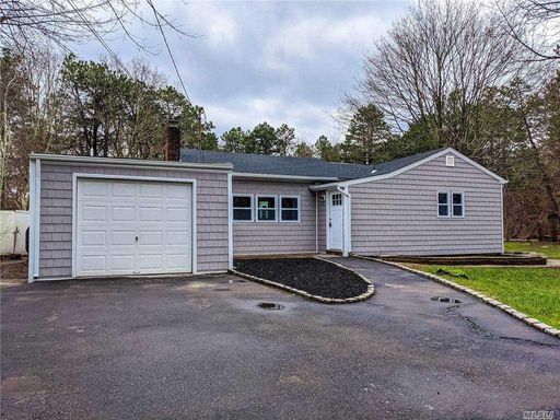 Image 1 of 20 for 22 Middle Island Avenue in Long Island, Medford, NY, 11763