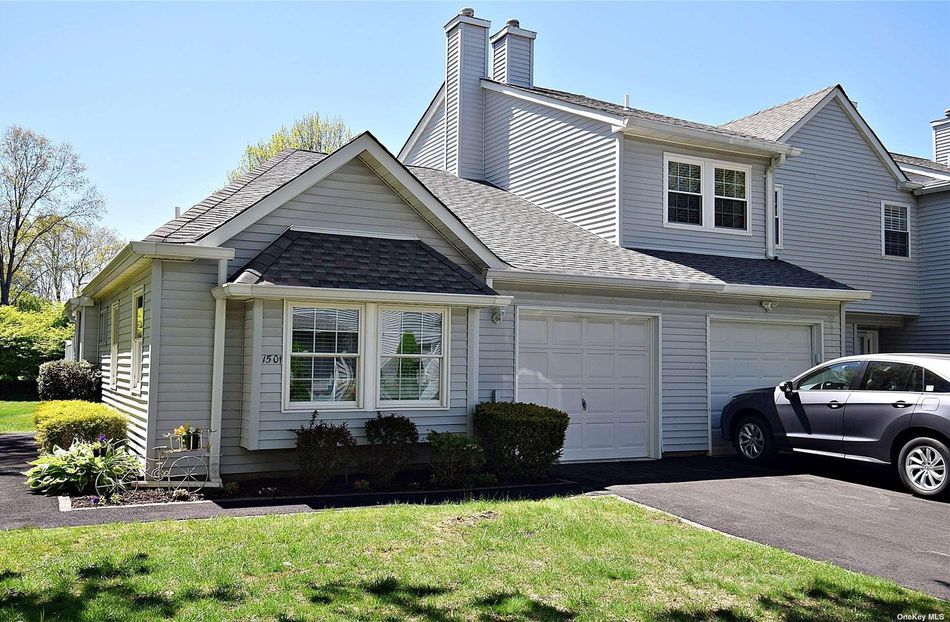 Image 1 of 14 for 1501 Sara Circle #- in Long Island, Port Jefferson Stati, NY, 11776