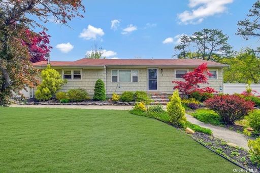 Image 1 of 24 for 79 San Juan Drive in Long Island, Hauppauge, NY, 11788