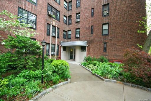 Image 1 of 1 for 55 Park Terrace East #B12 in Manhattan, New York, NY, 10034