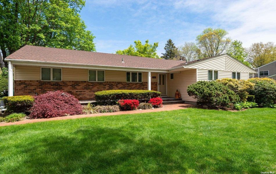 Image 1 of 21 for 43 Aster Street in Long Island, Greenlawn, NY, 11740
