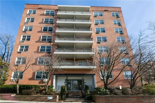 Image 1 of 20 for 177 East Hartsdale Avenue #3T in Westchester, Hartsdale, NY, 10530