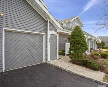 Image 1 of 14 for 282 Dockside Court #282 in Long Island, Moriches, NY, 11955