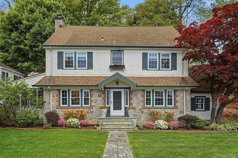 5 Allendale Drive
