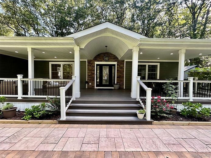 5 Cricket Hollow Road