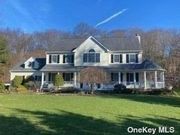 Image 1 of 15 for 5 Daisy Court in Long Island, Northport, NY, 11768