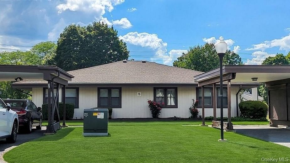 5 Devon Court #B