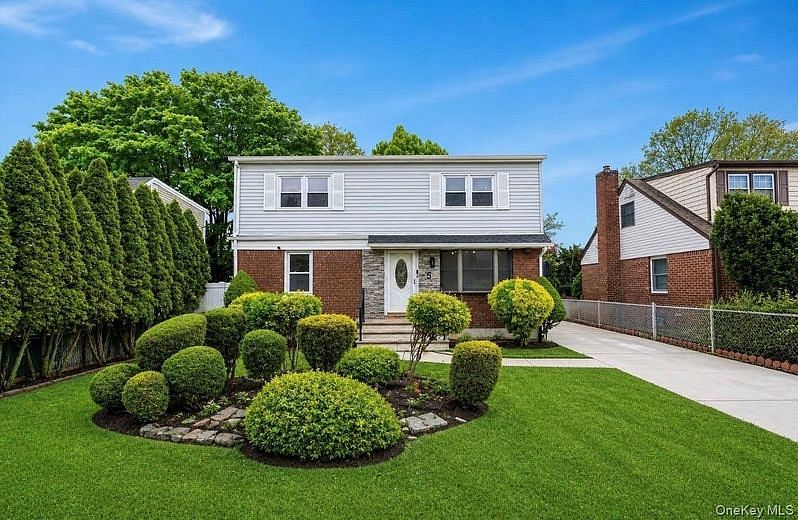 5 Edward Avenue