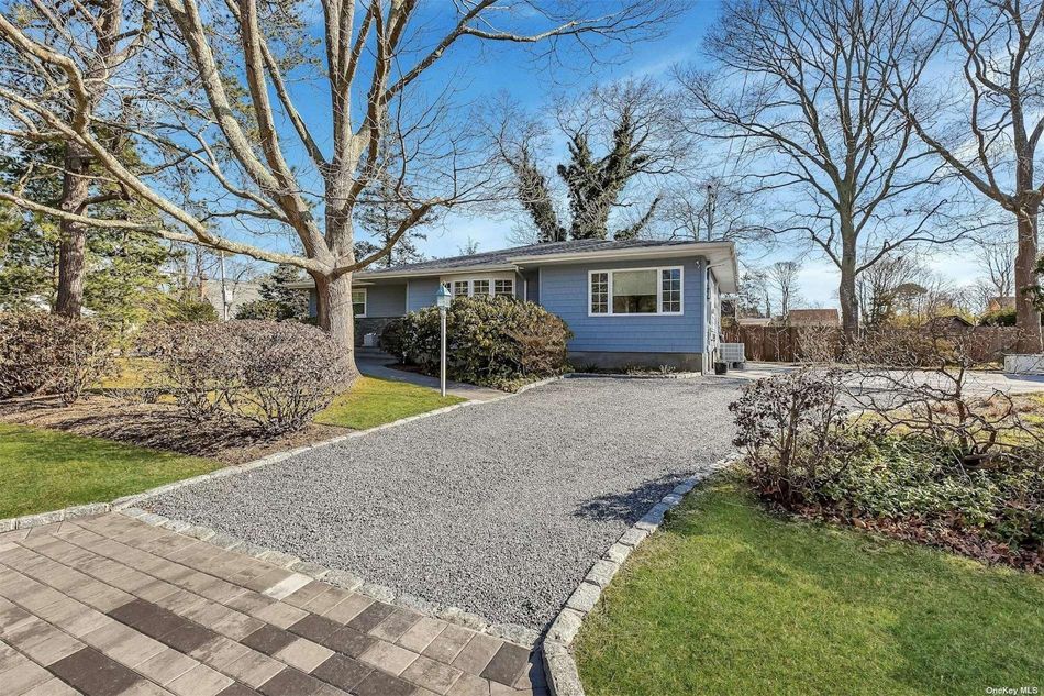 Image 1 of 25 for 5 Florence Road in Long Island, Hampton Bays, NY, 11946