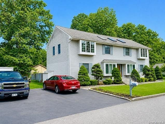 5 Forest Lane