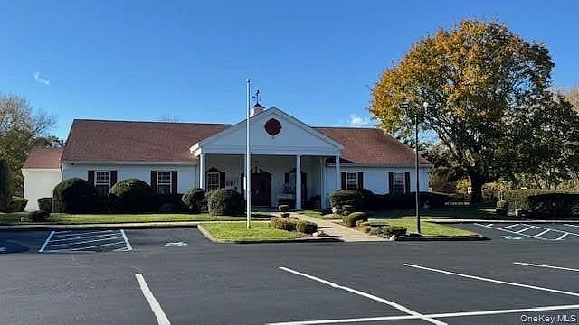 5 Fredricksburg Court