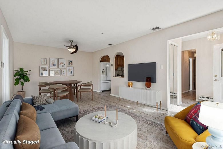 5 Fredricksburg Court