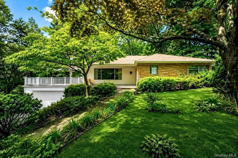 5 Lakeview Avenue