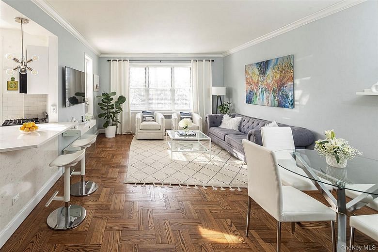 5 Midland Gardens #2H