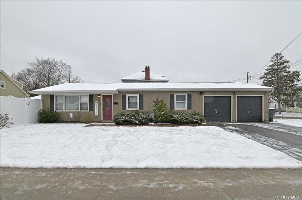 Image 1 of 19 for 5 Mulford Street in Long Island, Patchogue, NY, 11772