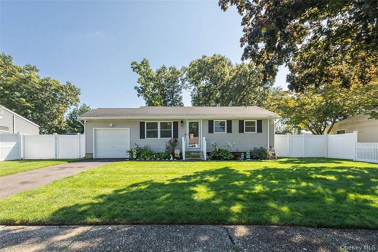 5 Norwalk Lane