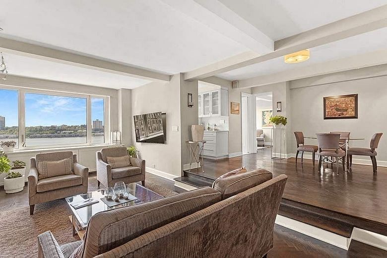 5 Riverside Drive #12B