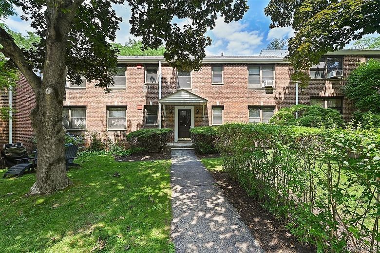 5 Rockledge Avenue #1A