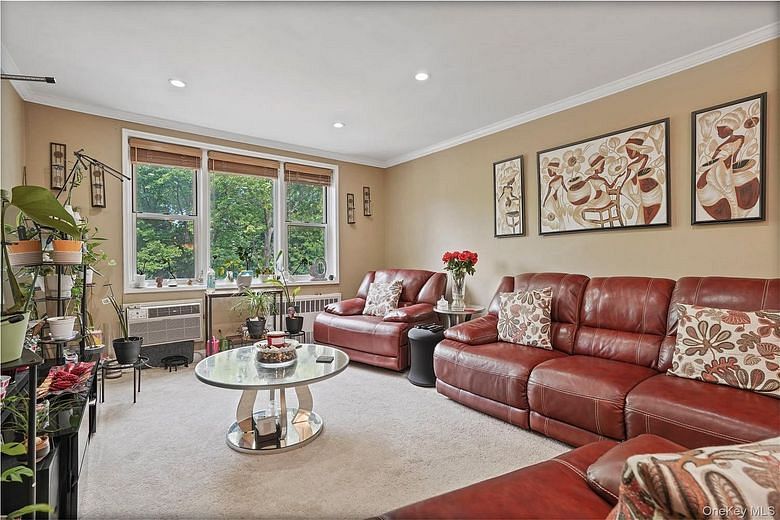 5 Sadore Ln #5R