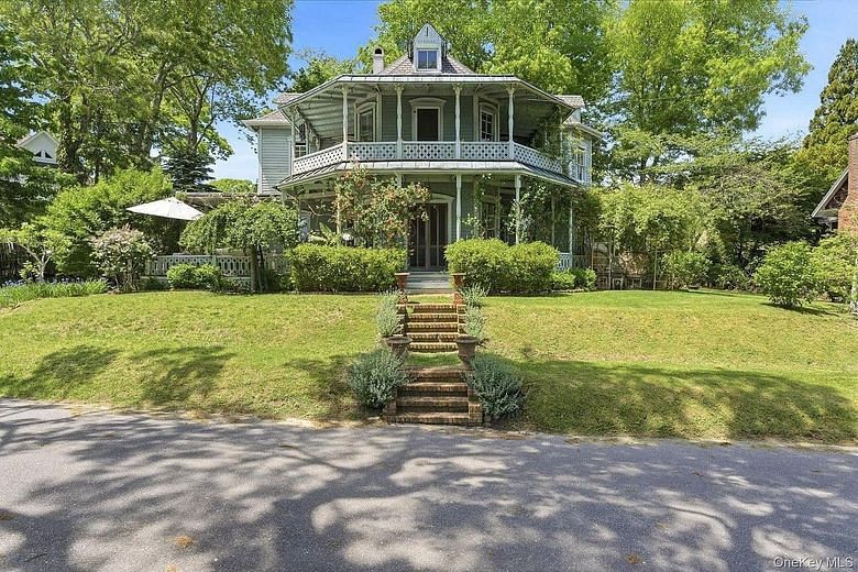 5 Spring Garden Avenue