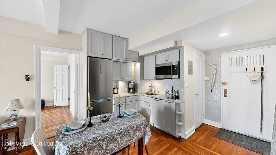 5 Tudor City Place #1131