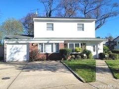 Image 1 of 21 for 5 Whitehall Lane in Long Island, New Hyde Park, NY, 11040