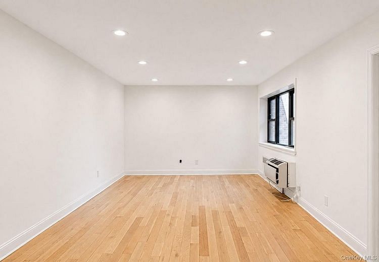50 Brompton Road #2N
