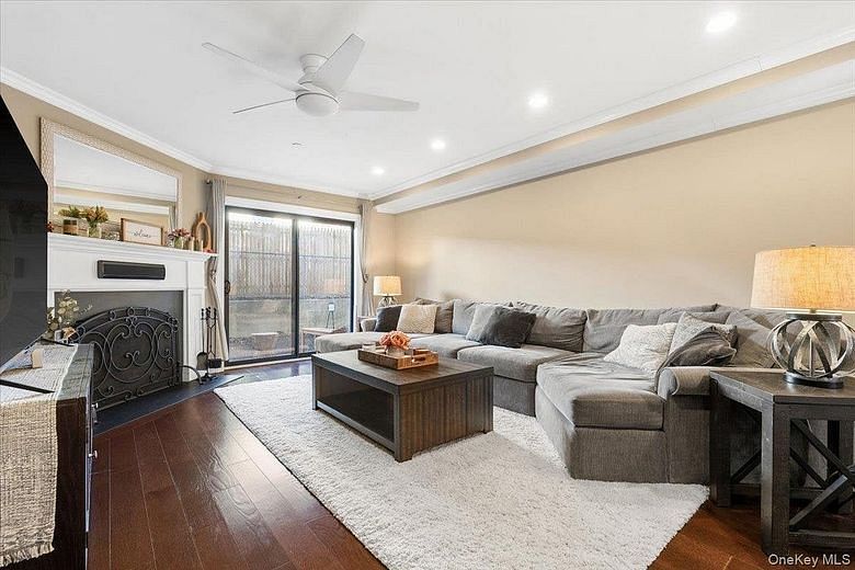 50 Dekalb Avenue #N2