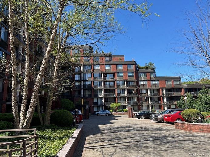50 E Hartsdale Avenue #1O