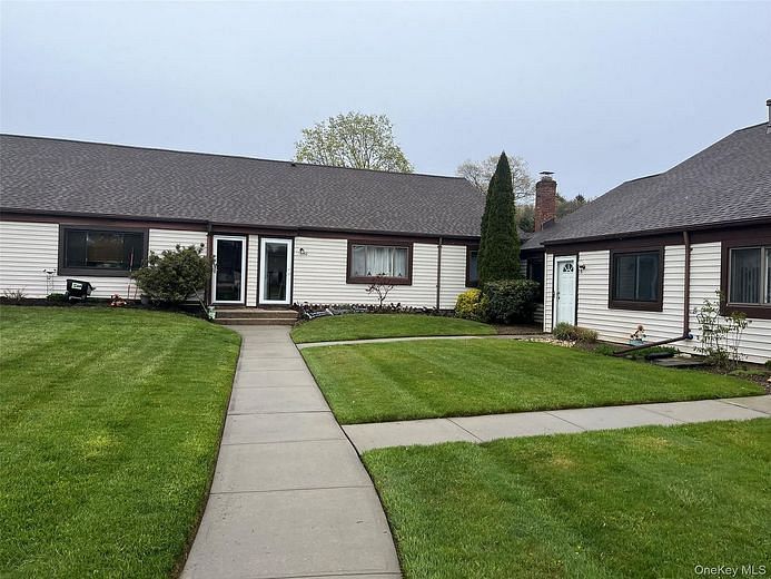 50 Gauguin Court #50