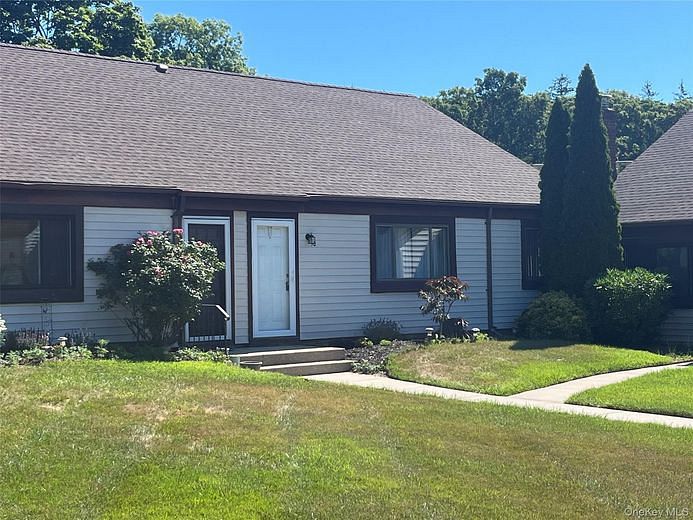 50 Gauguin Court #50