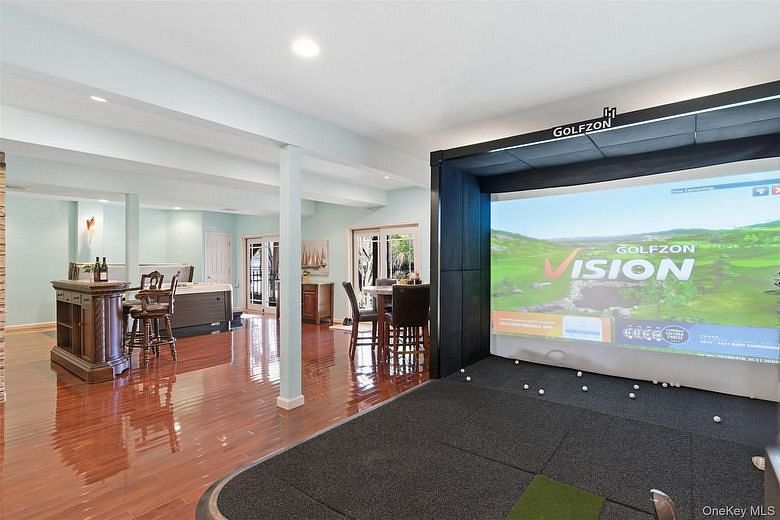 50 Holiday Pond Road